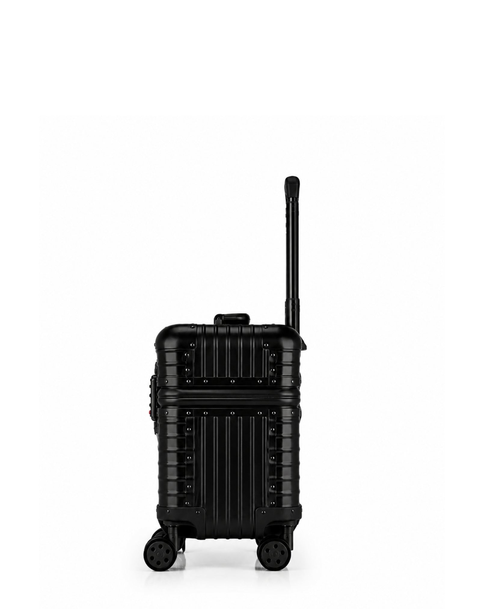 petite valise aluminium noir 4