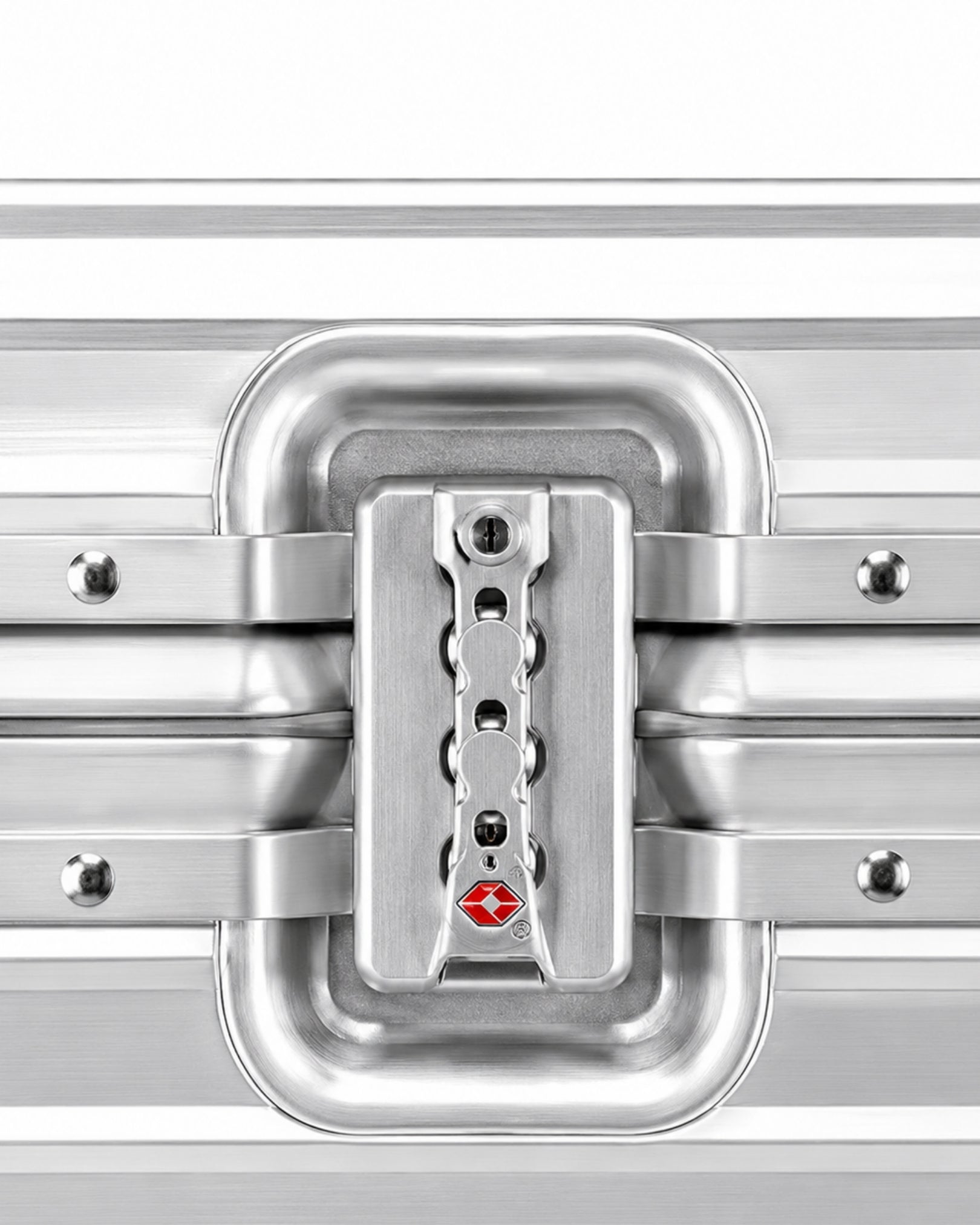 petite valise aluminium argent 6