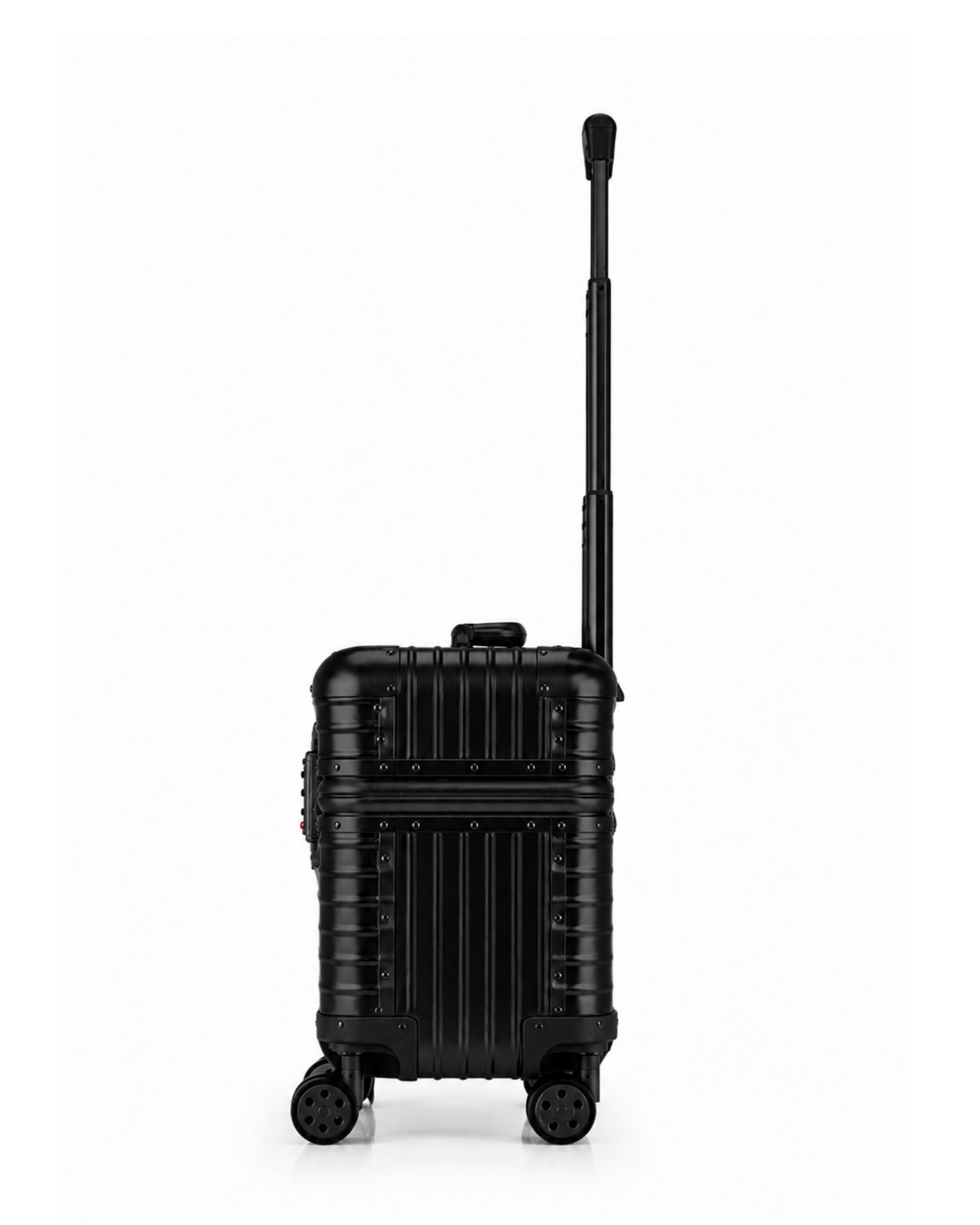 petite valise aluminium noir 5