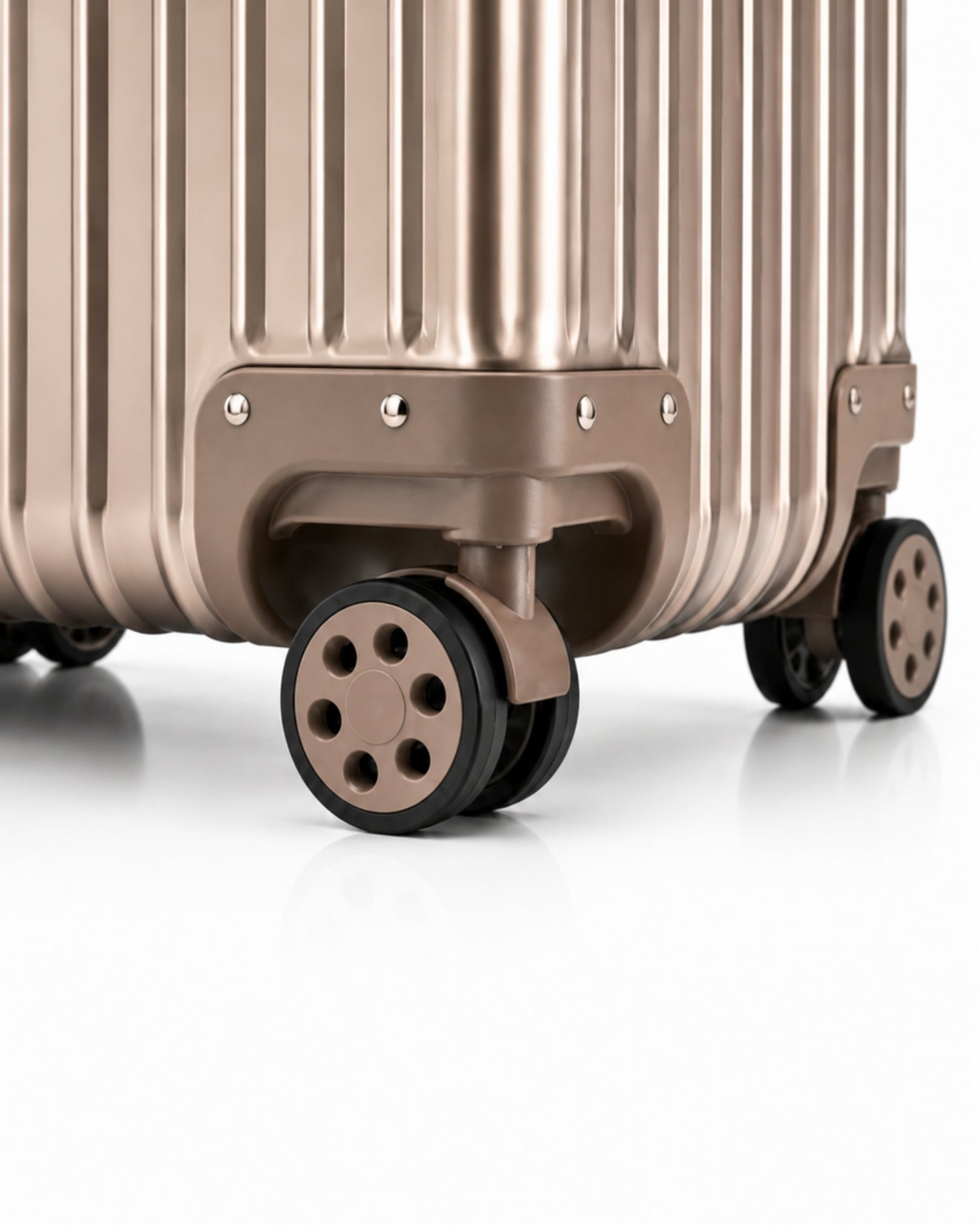 petite valise aluminium rose dore 8